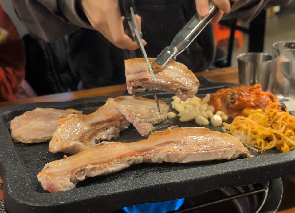 Seoul - The Place I Couldn’t Call Home 4 Screenshot 20251110 1626312 1 Meat on a grill