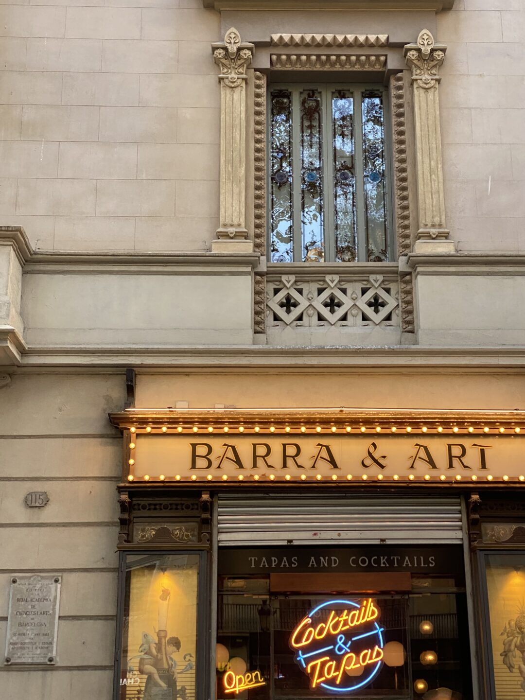 How Spain got my last nerve 7 IMG 1139 Bar at La Rambla