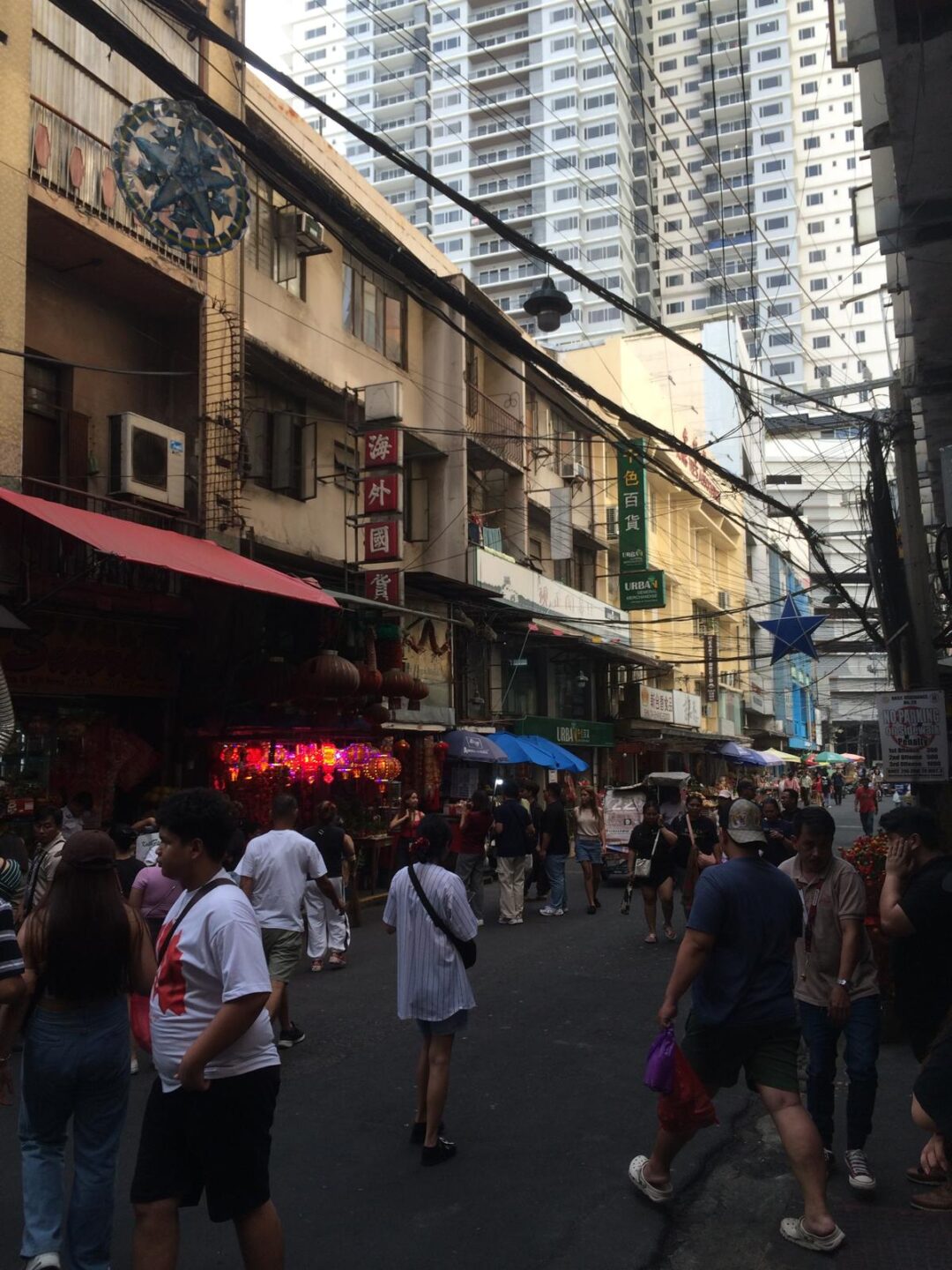 What happens outside the gates 13 WhatsApp Image 2025 12 19 at 17.48.35 Busy streets of Manila